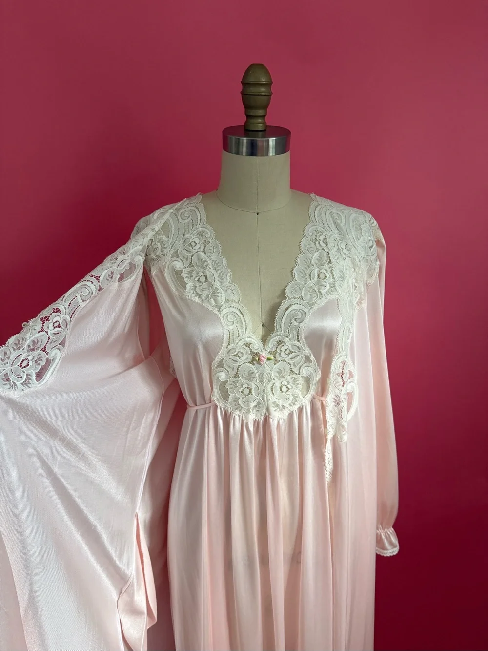 Vintage 70s/80s Coquette Vanity Fair Romantic Lace Adorned Rosette MATCHING SET
